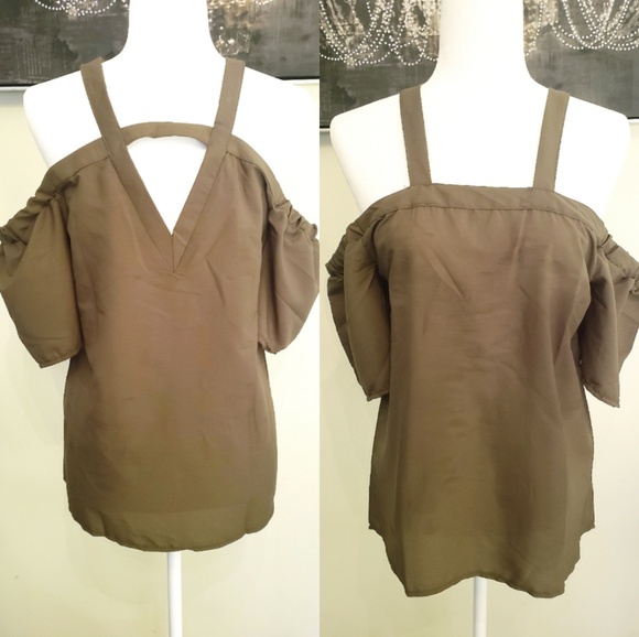 🛍🎉HP🎉🎉Army Green Cold Shoulder Casual Top Sm - Picture 2 of 3